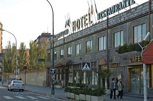 Hotel Feria